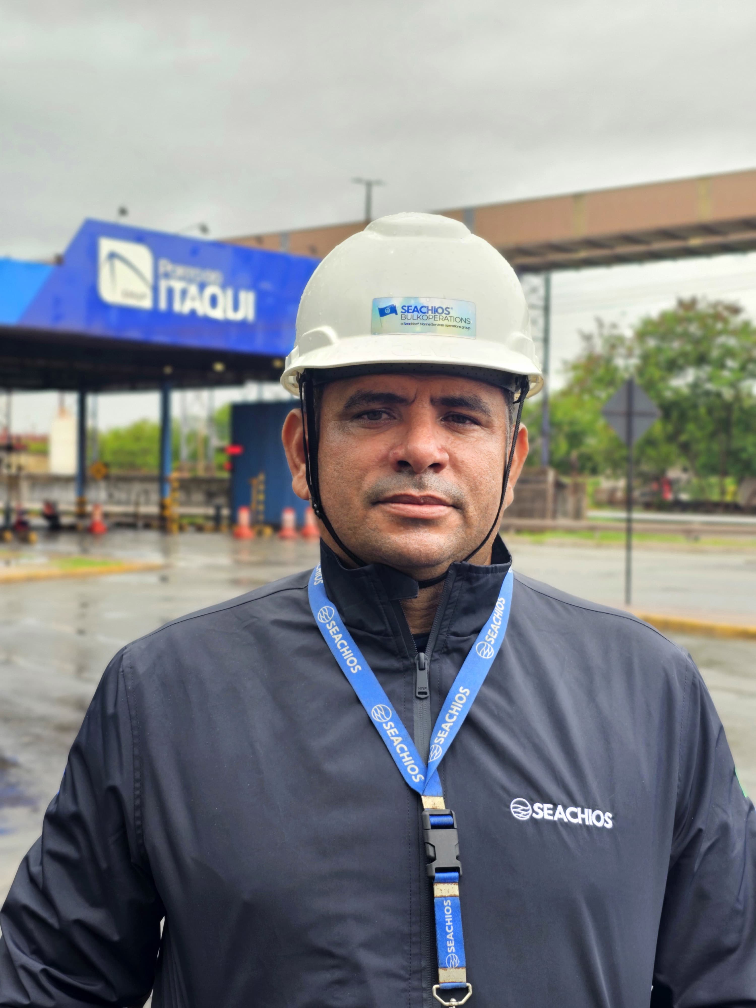 The shore gang leader and Seachios' foreman, Mr. Inaldo, the person responsible to approve more than 1000+ cargo holds cleaning operations at North and Northeast region of Brazil.