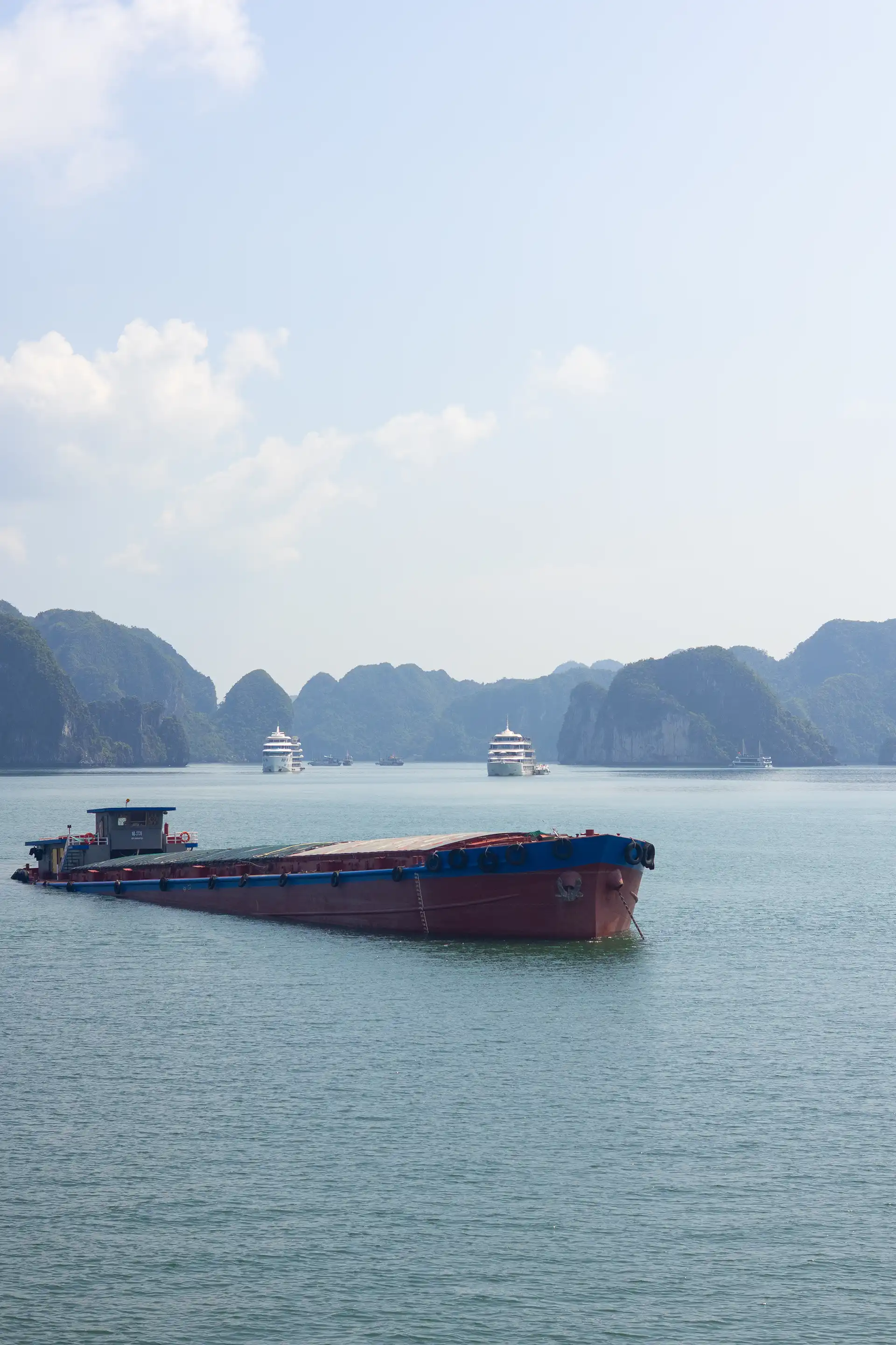 Ship in Ha Long Bay