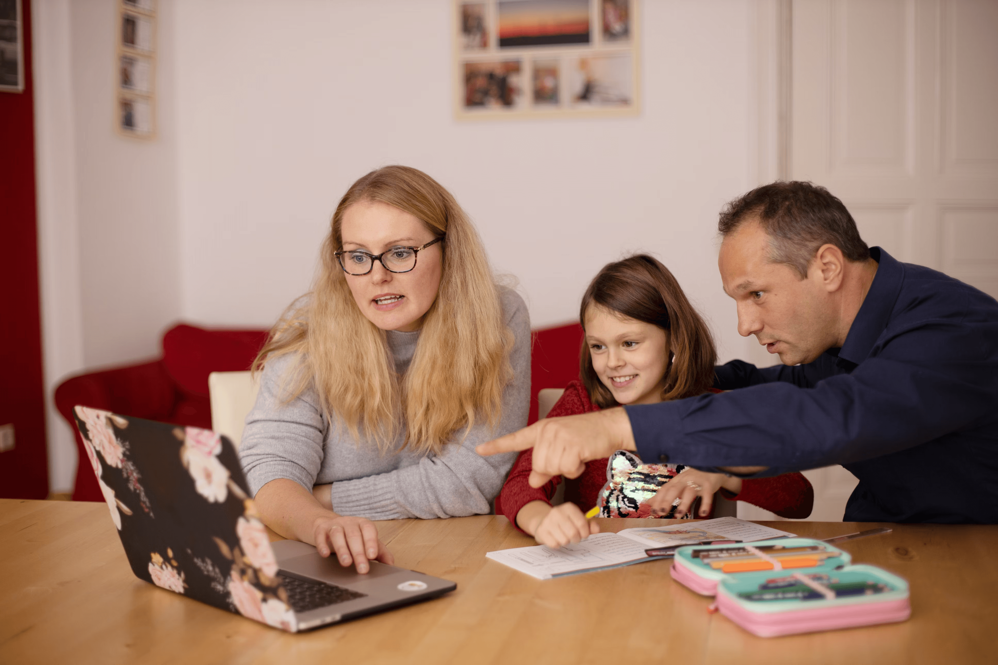 Parents teach their children online during homeschooling | Let Me Learn