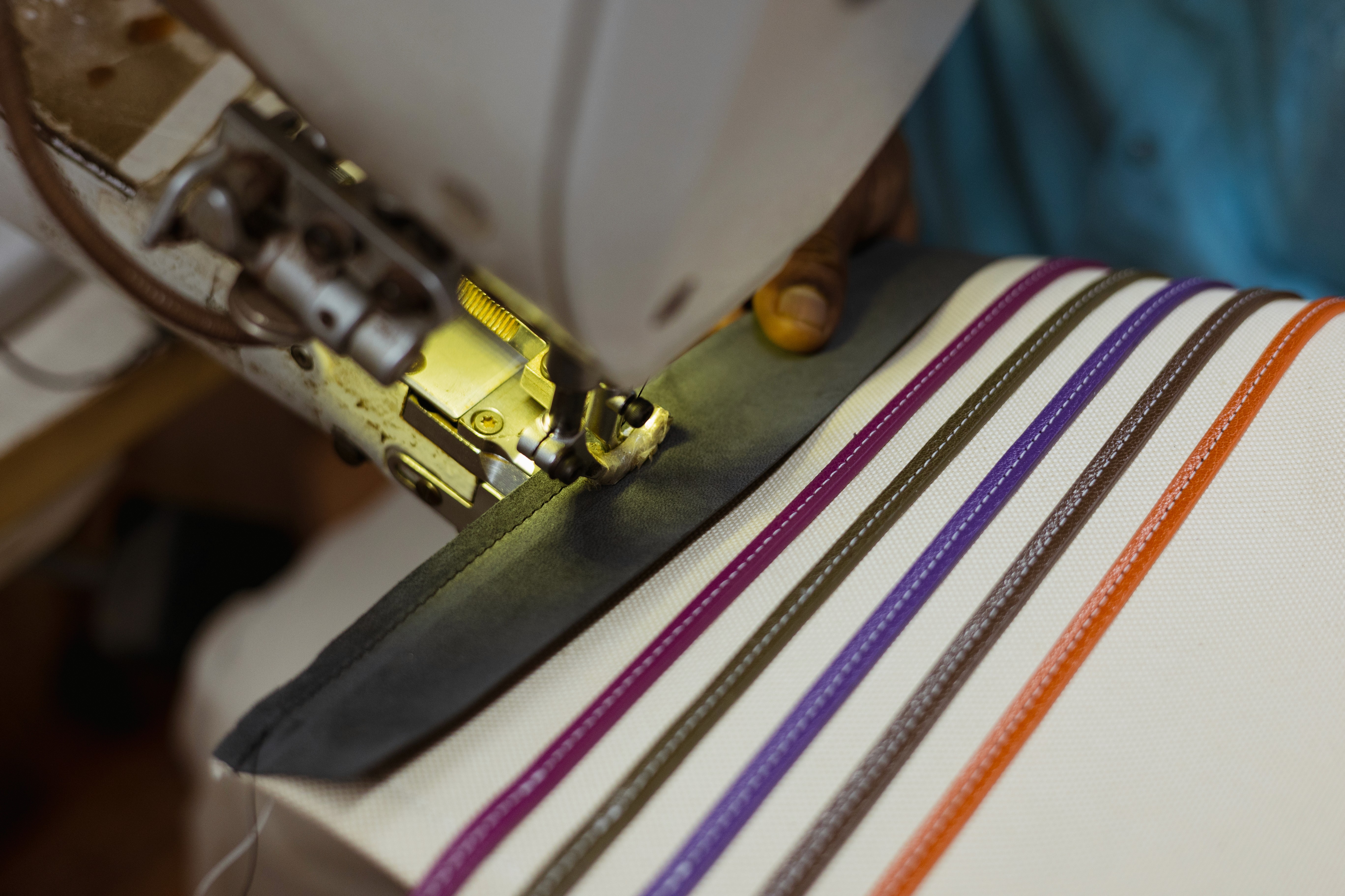 Artisan Stitching Leather Handbag - Hero Image