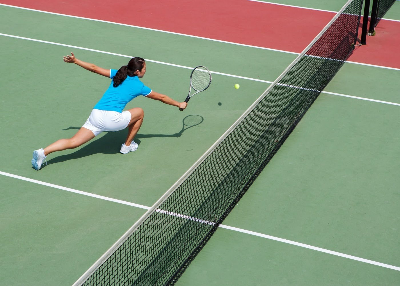 How to Hit a Volley in Tennis: Master the Perfect Volley Technique