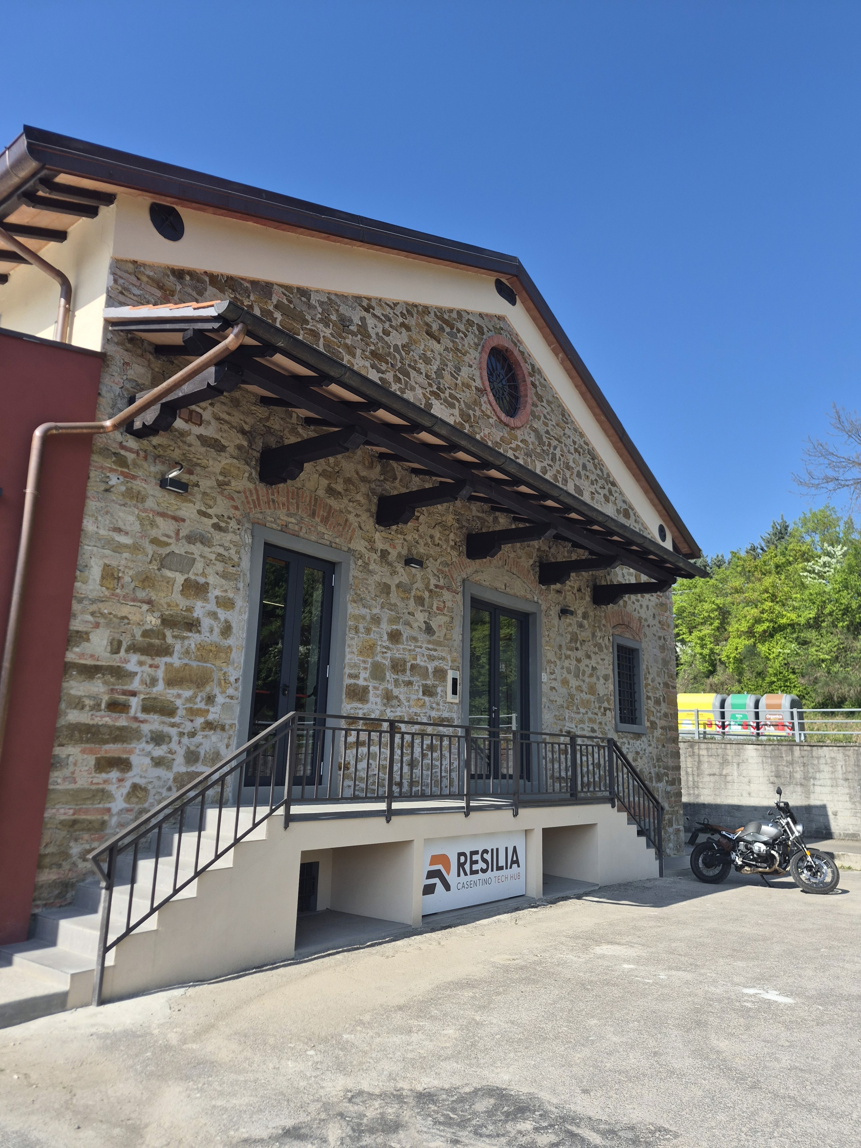 Facciata del Casentino Tech Hub a Poppi