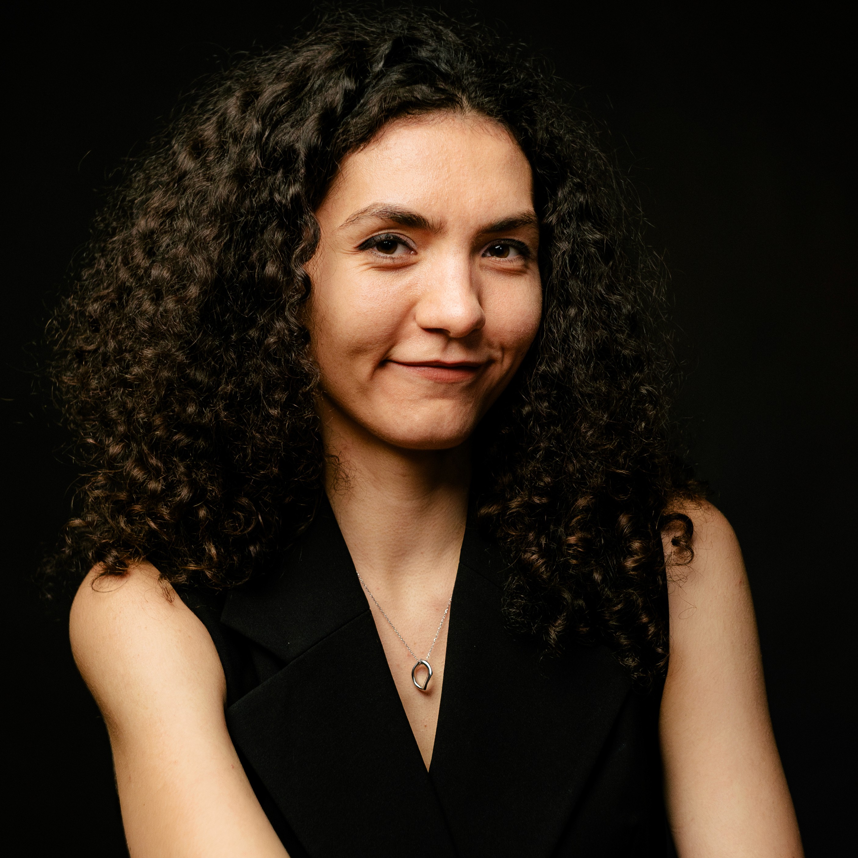 Bianca Buzea, Founder of DevRi Uni headshot