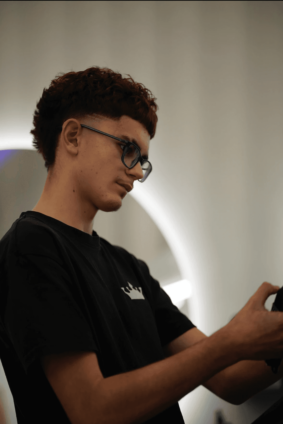 Photo d'un coiffeur du barber club grenoble