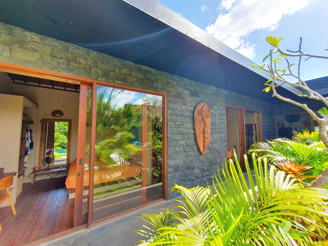 3-bedroom villa with tropical garden in Ubud