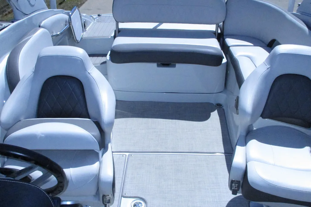 Boat thumbnail 7