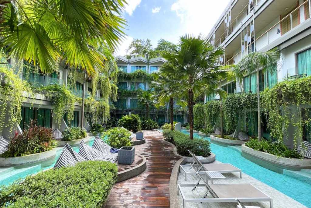 Panwaburi Beachfront Resort