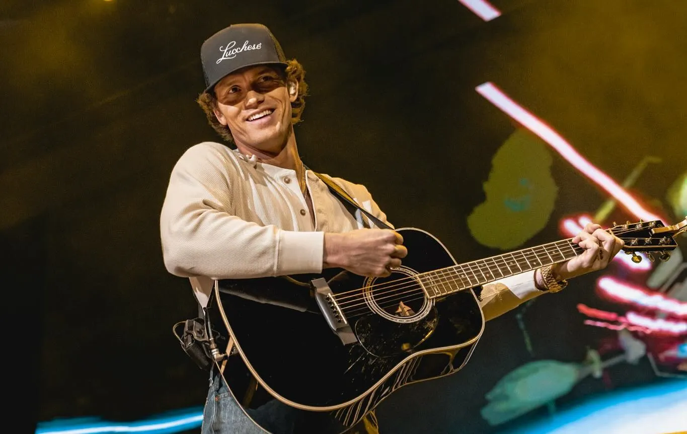 Parker McCollum viral short-form clipping campaign promoting music discovery