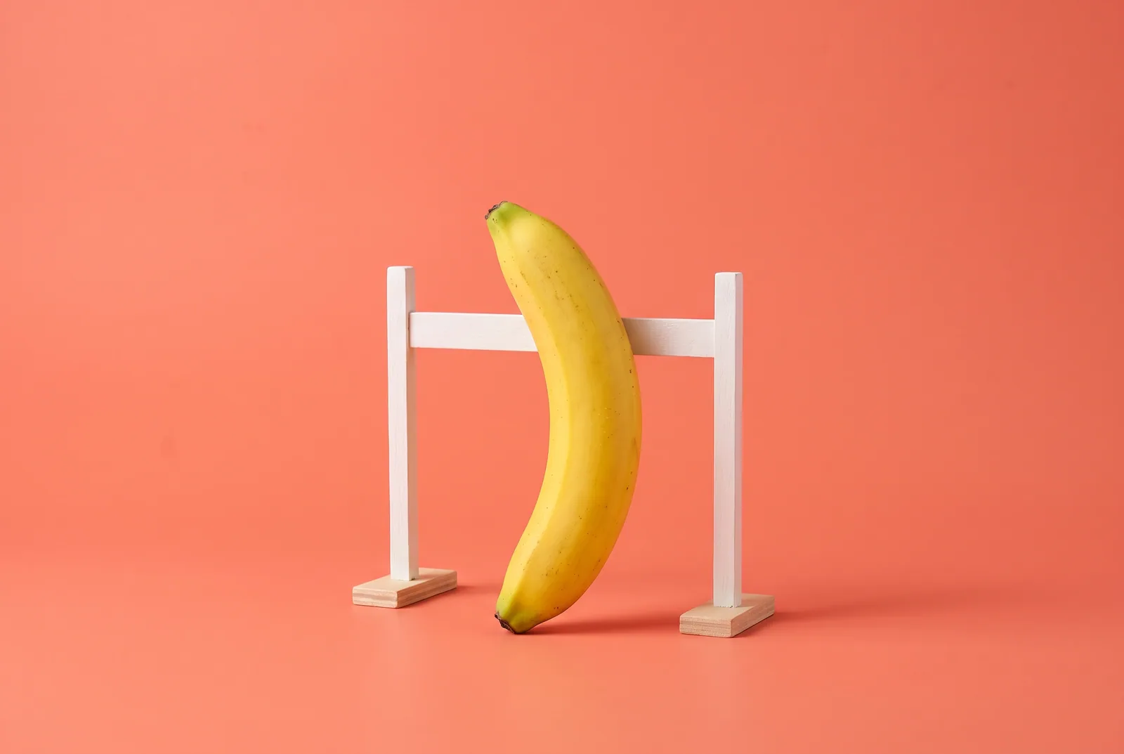 A banana too tall for a small height-limit bar, Screen Time's adult website limit to block porn on a Mac