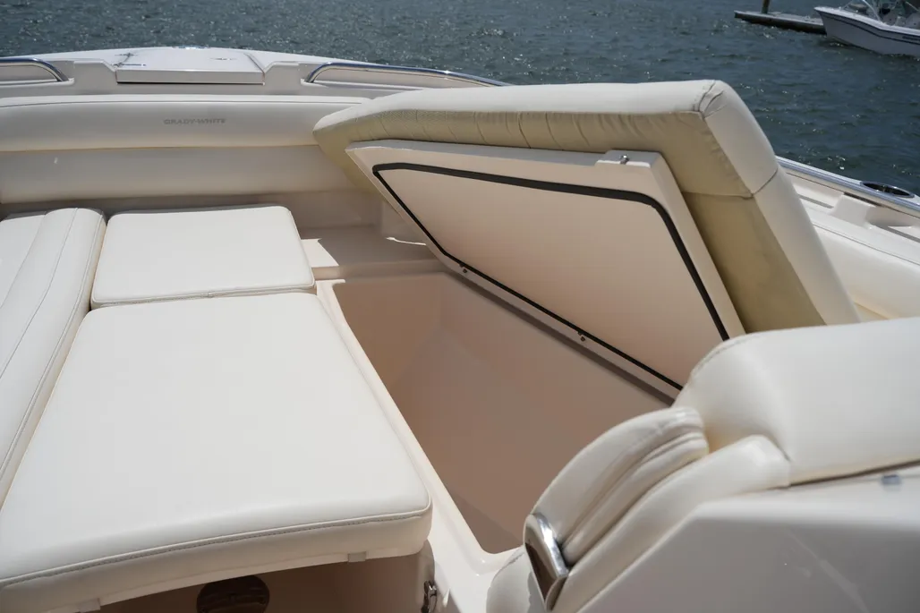 Boat thumbnail 32