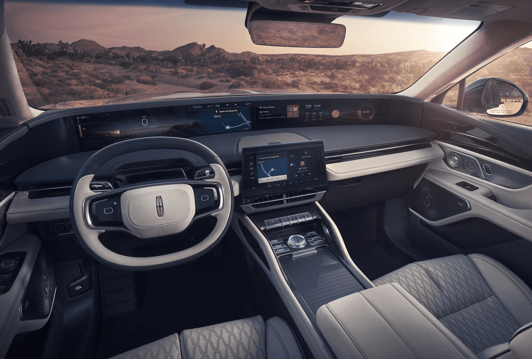 Interior view of the 2024 Lincoln Nautilus.