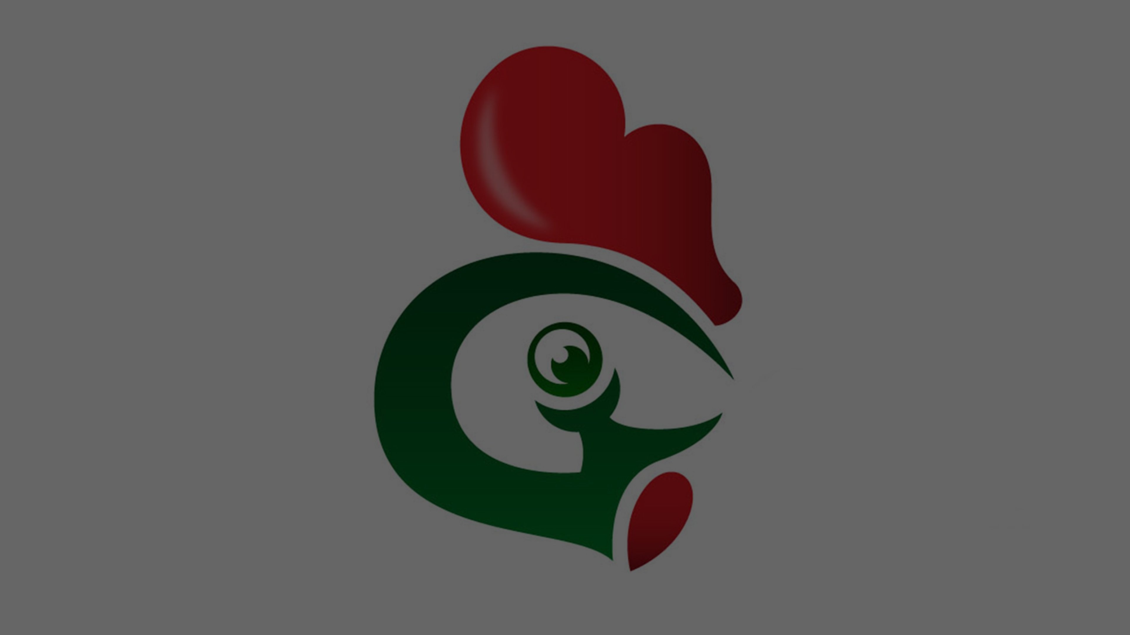 Logo con una cara de pollo verde estilizada, acentuada con un sombrero de chef rojo. El diseño está establecido sobre un fondo gris, transmitiendo un tema culinario.