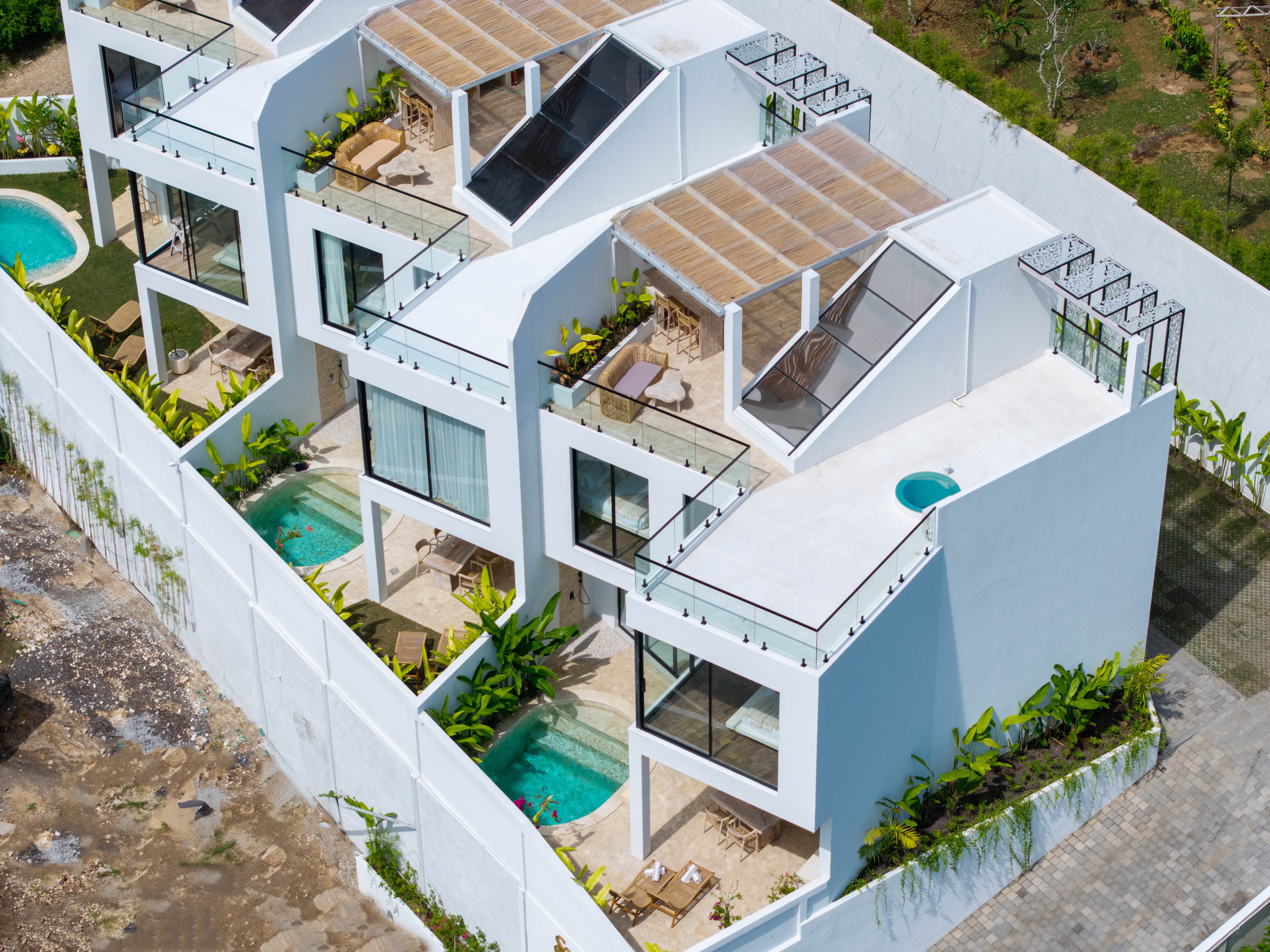 New 3-bedroom villas in a gated premium complex in Bukit, Pandawa, located just 5 minutes from Pandawa Beach and designed around rooftop living with panoramic ocean and sunset views