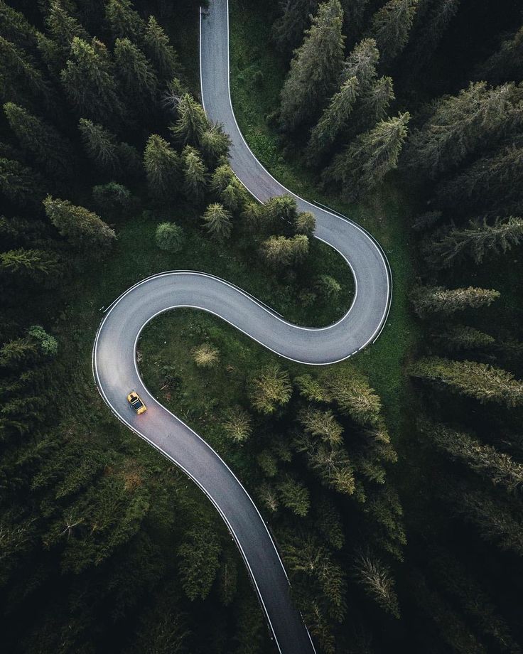 Zielony krajobraz z lotu ptaka w okolicach Częstochowy