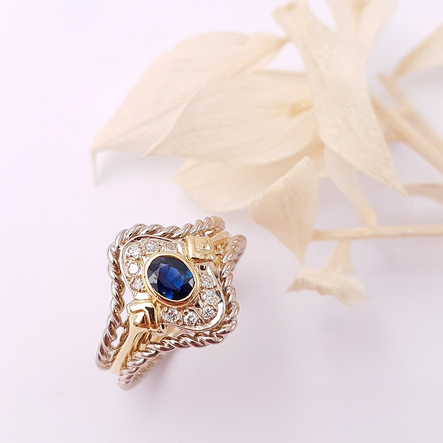 Nouveau Bijou