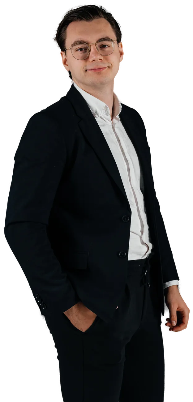 Vytautas (Vytas) Mikulėnas, founder of Lean Sales Systems, in a dark suit