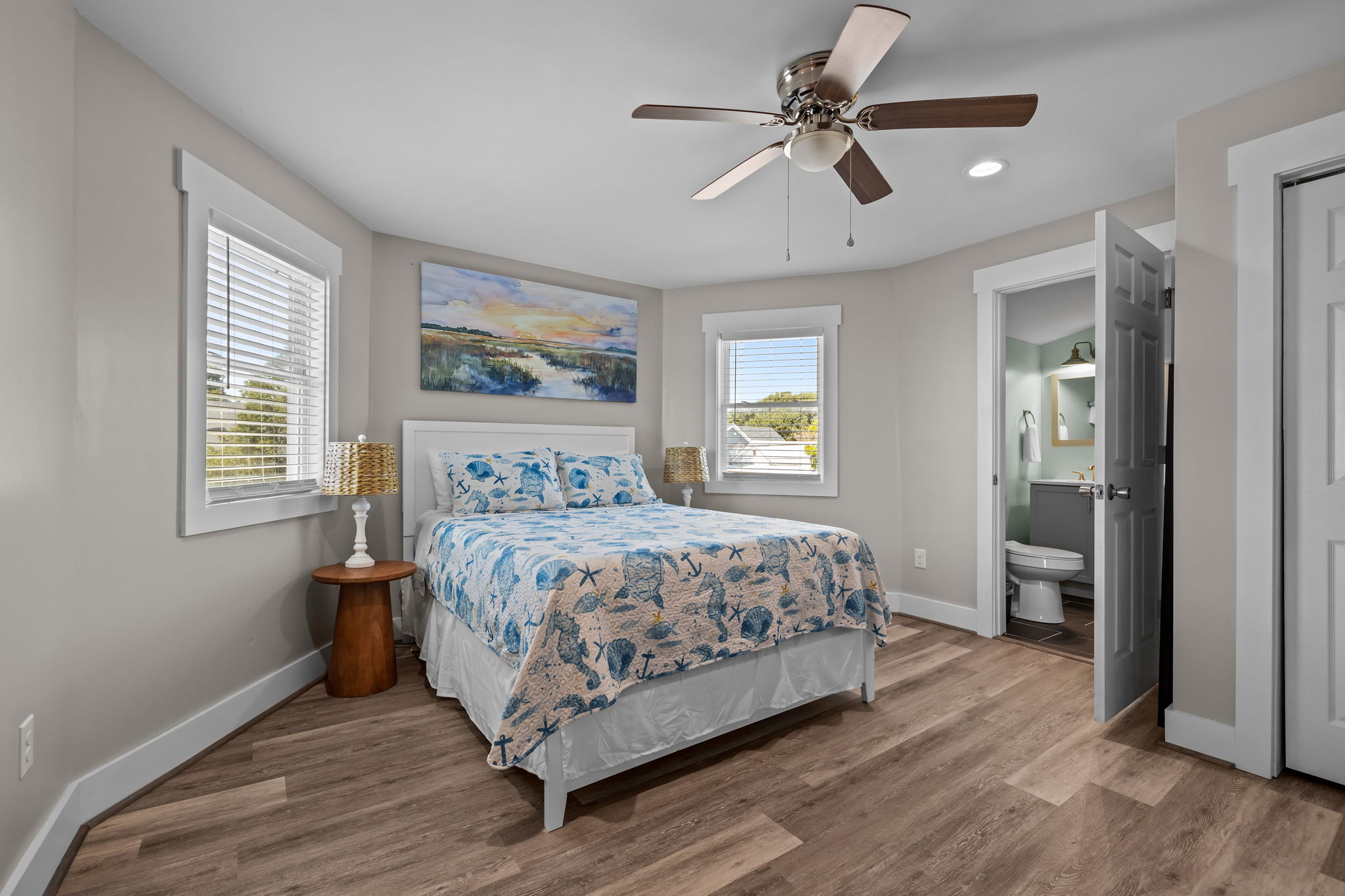 Calicobay cottages, airbnb in downtown morehead city