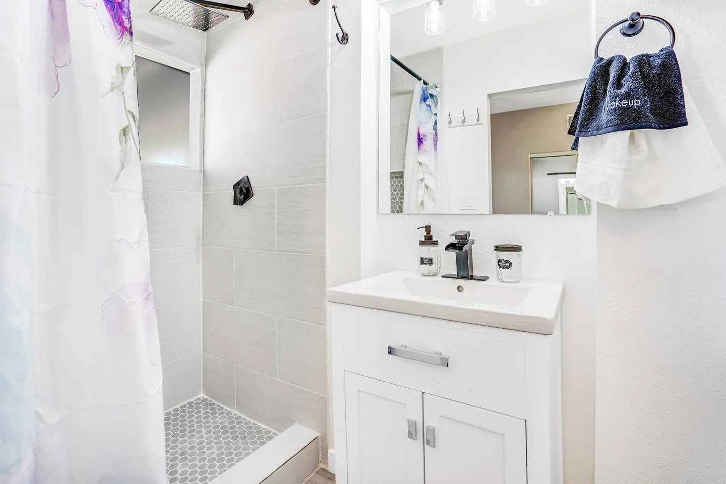Ensuite bathroom with a walk-in shower, Fully Remodeled 2BR in North Las Vegas