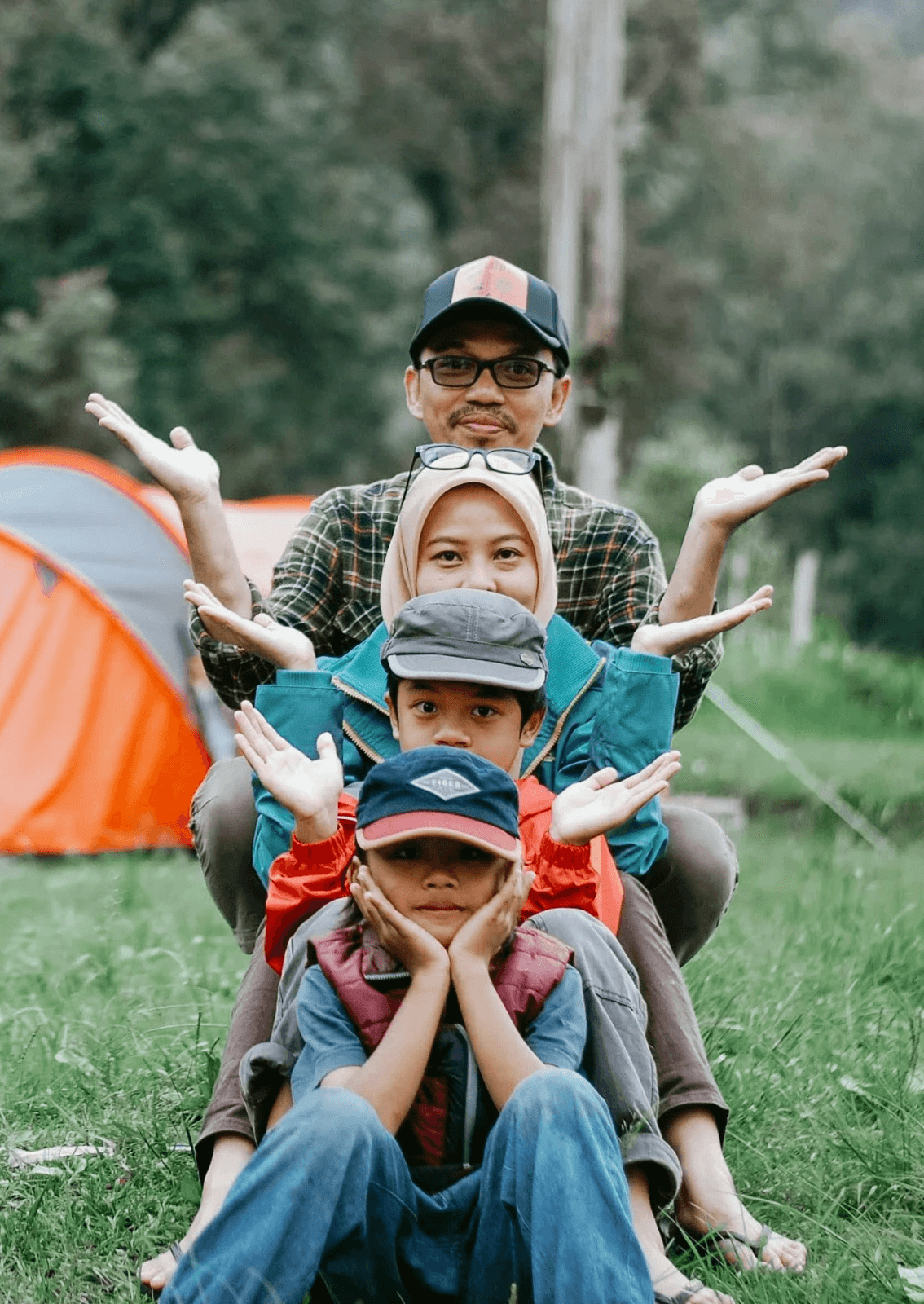photo of brown bench near swimming pool