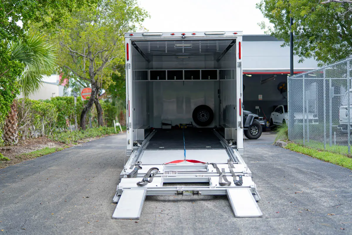 2020 InTech 24′ Trailer with Rail Ryder photo 6