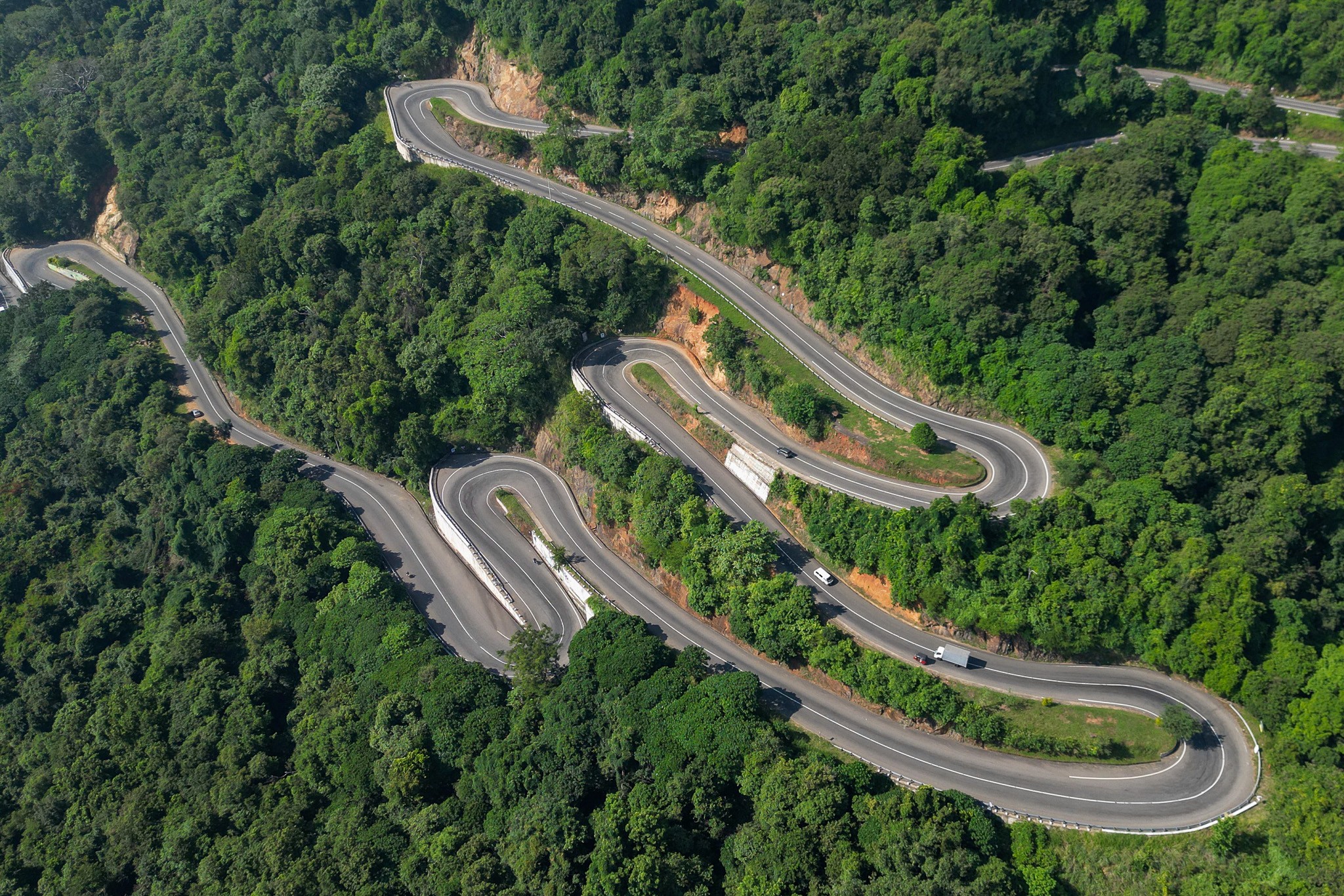 Tussen rijstvelden en meren met lelies Sri Lanka
