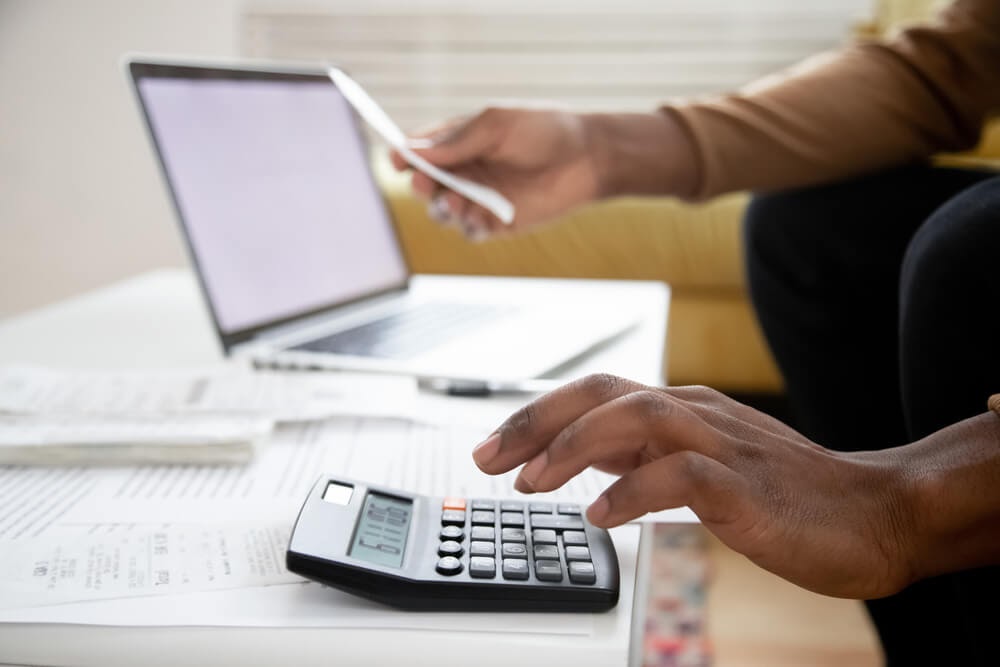 Como fazer o controle financeiro empresarial? Confira 7 dicas
