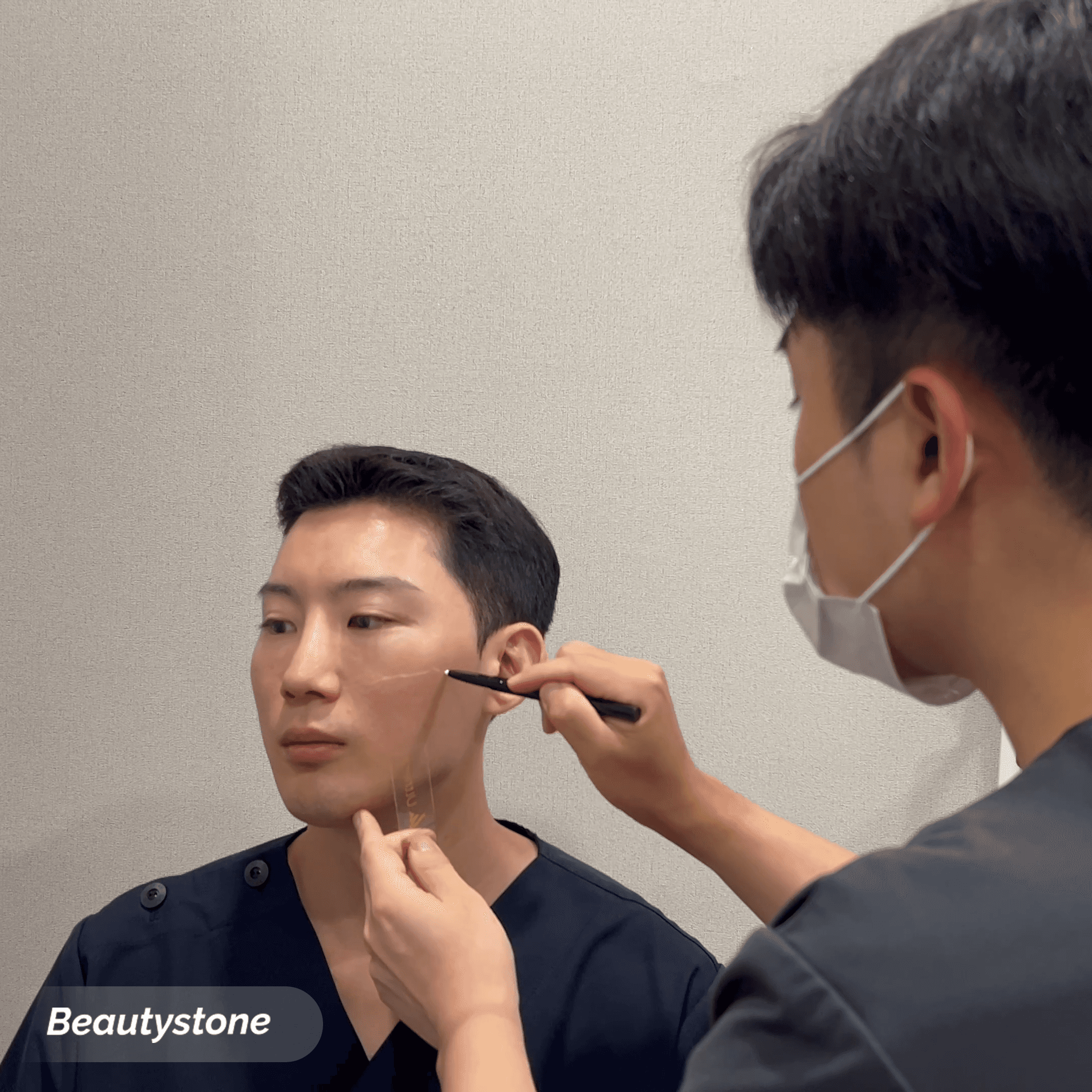 DAO 근육이 문제인지 볼살 처짐이 문제인지가 핵심입니다