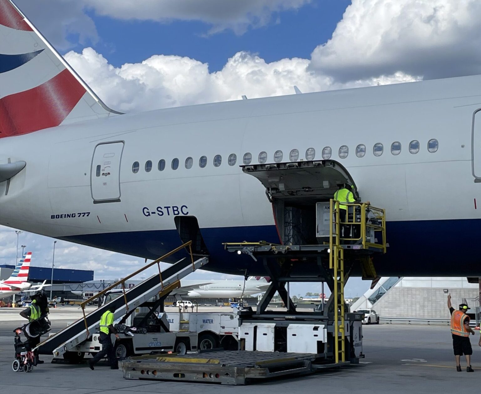 Airport ground crew completing tasks using HALO