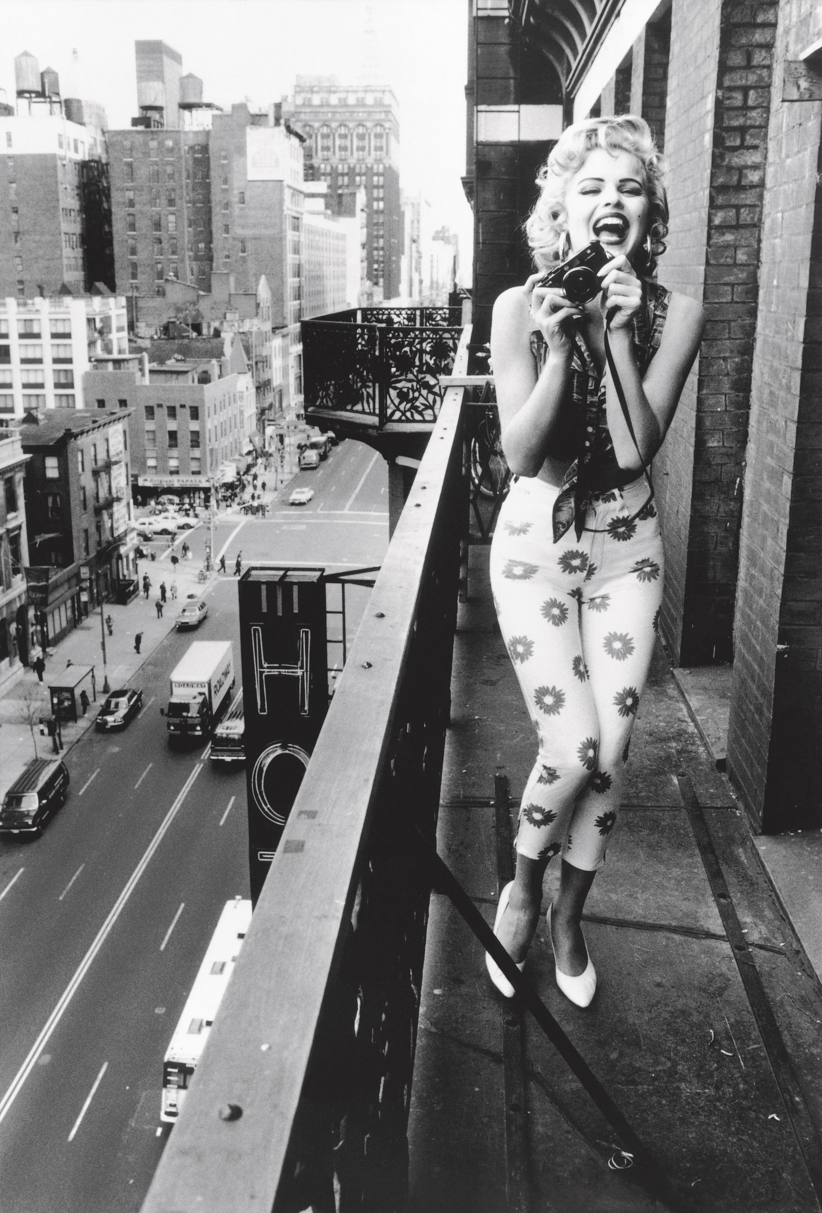 Eva Herzigova par Ellen Von Unwerth en 1982