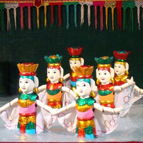 Pertunjukan Wayang Air