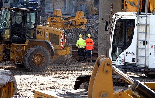 On-site construction project management and heavy equipment coordination