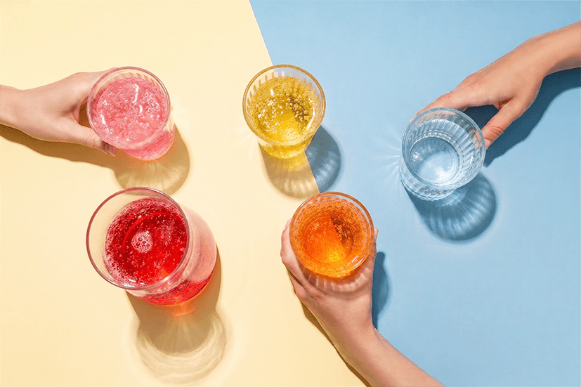 Mitarbeitende am Re:Drink-Point – Hydration am Arbeitsplatz als Produktivitätsfaktor