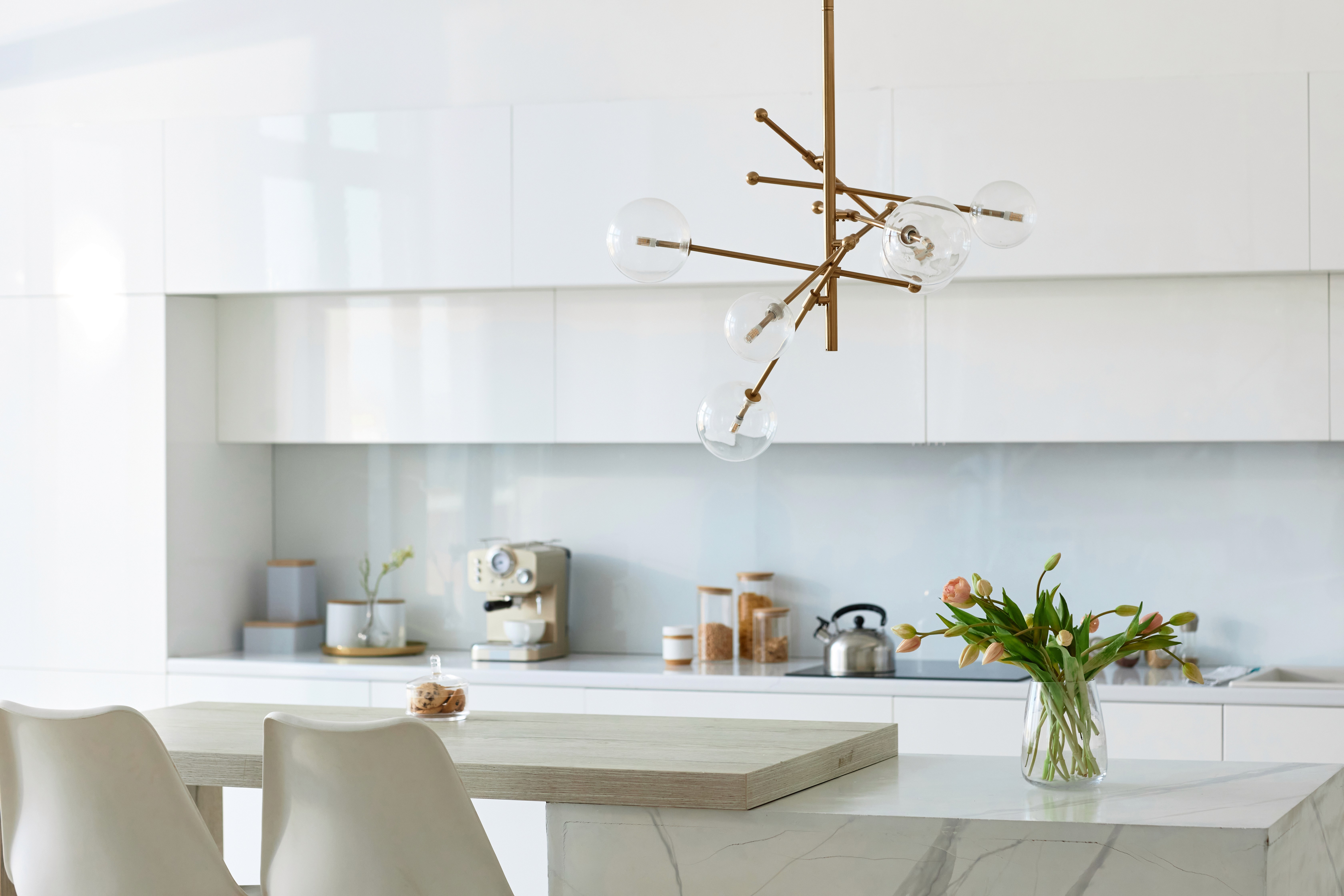 Discover the top 10 home repairs that boost resale value in Atlanta. Silver Southern helps homeowners transform worn-out properties into show-ready listings that sell for top dollar.