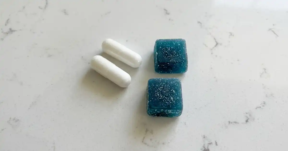 Levulo Foundation gummies and magnesium Citrate capsules