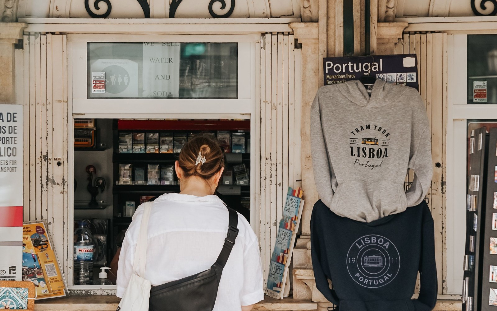 Traveller shopping at a Lisbon gift shop