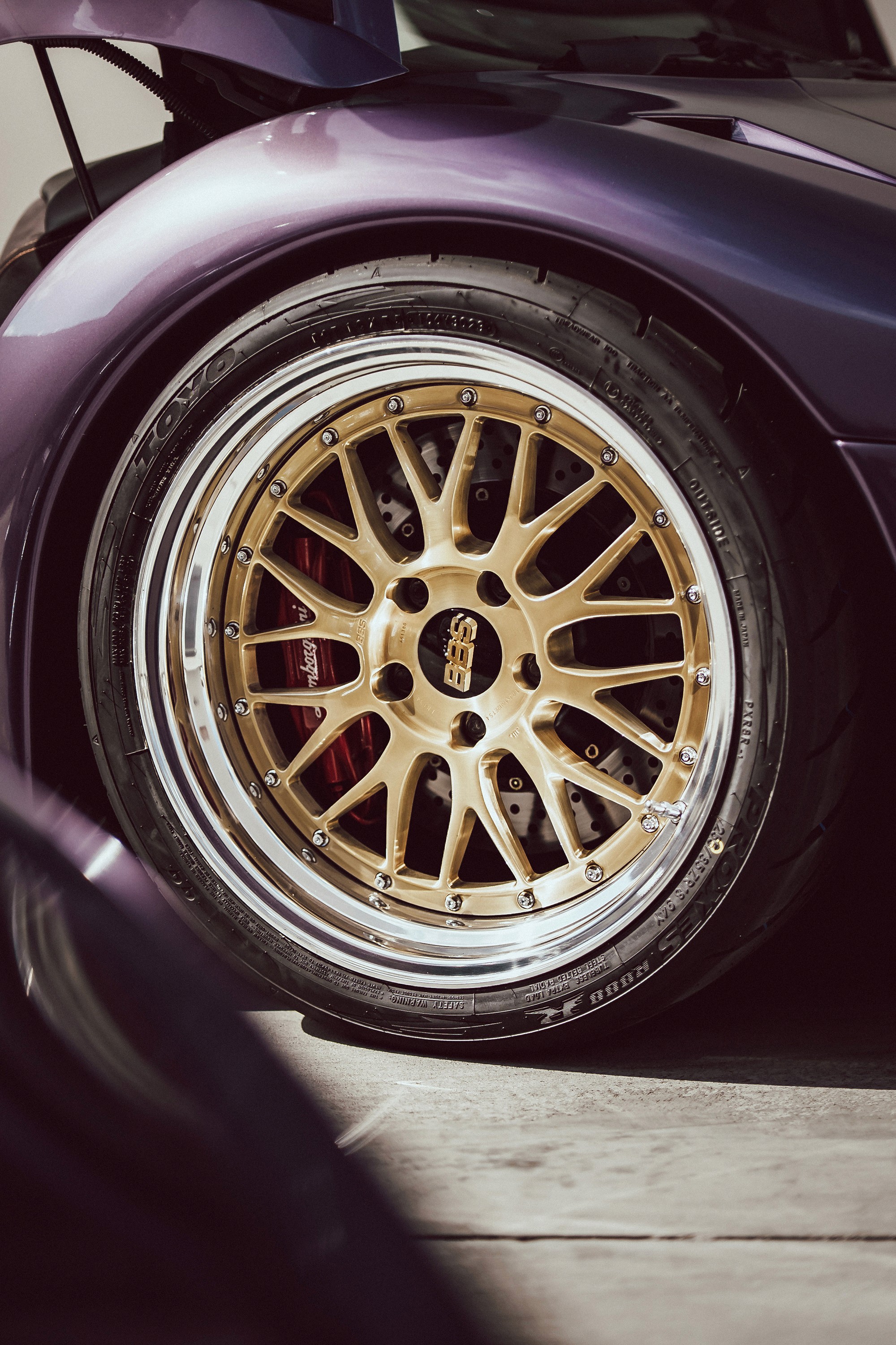 INOZETEK Playboy Amethyst Ash Limited Edition Lamborghini Diablo