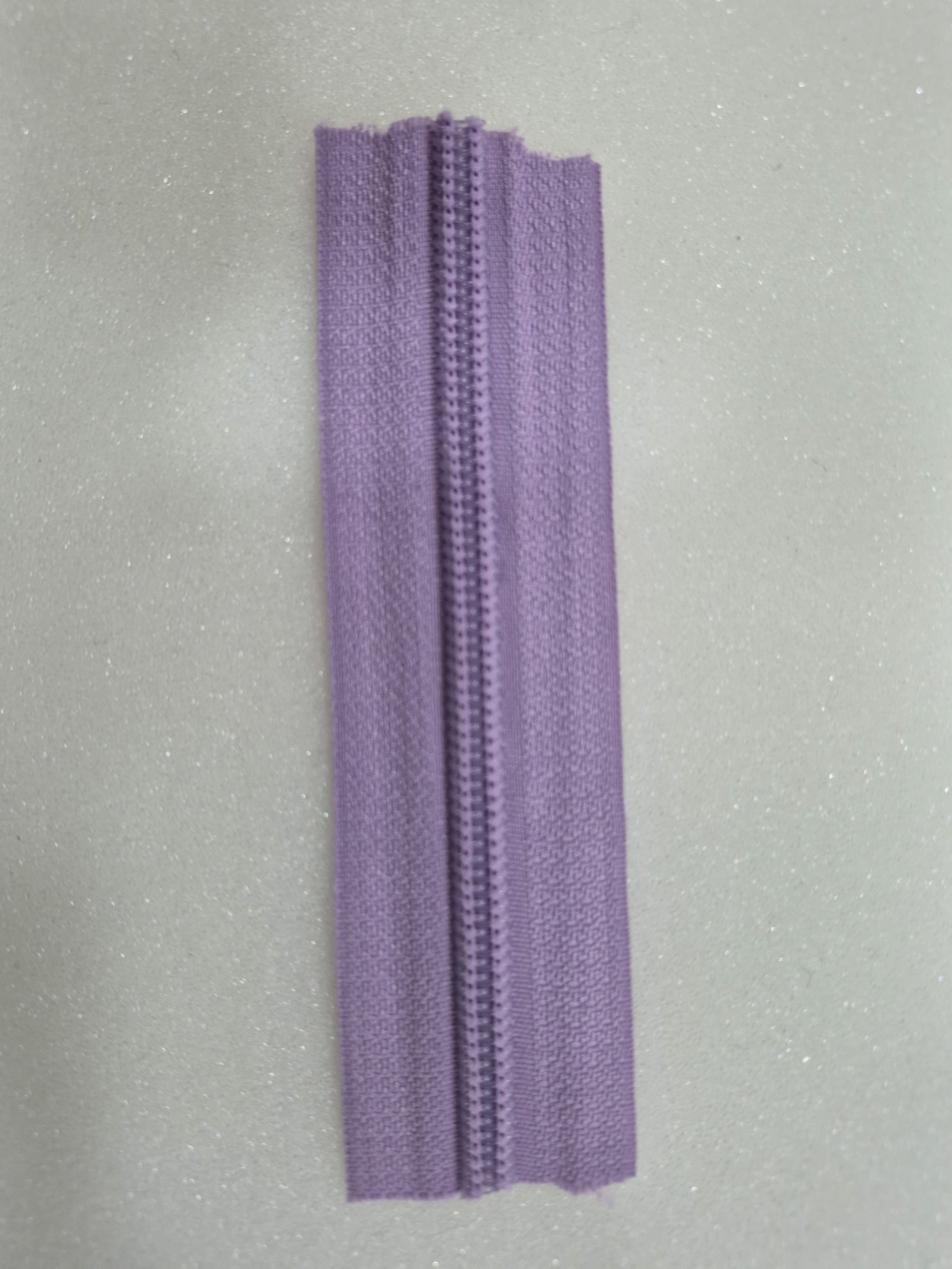 zíper lilas