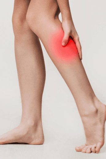 Dor nas pernas ao final do dia: cansaço ou problema vascular?