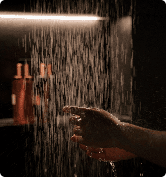 luxe regendouche in prive suite van hotel four stories scheveningen