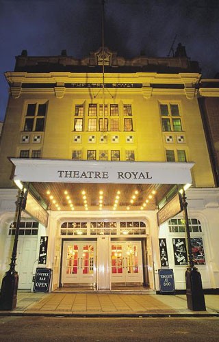 Theatre-Royal-Windsor---exterior