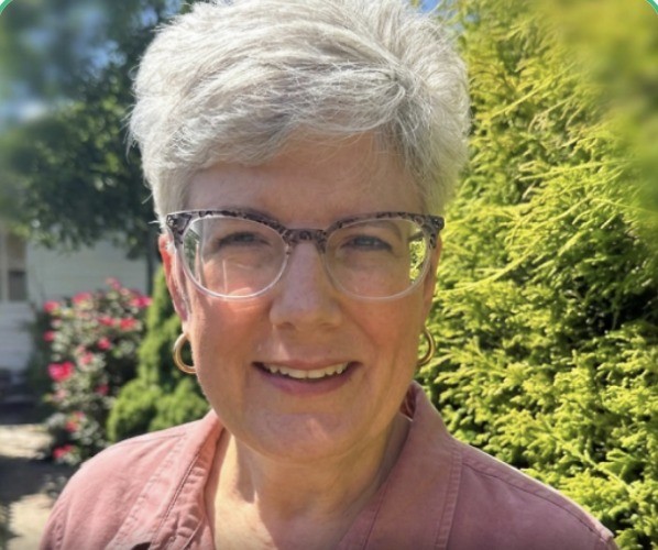 UGC creator aged 55+ from US