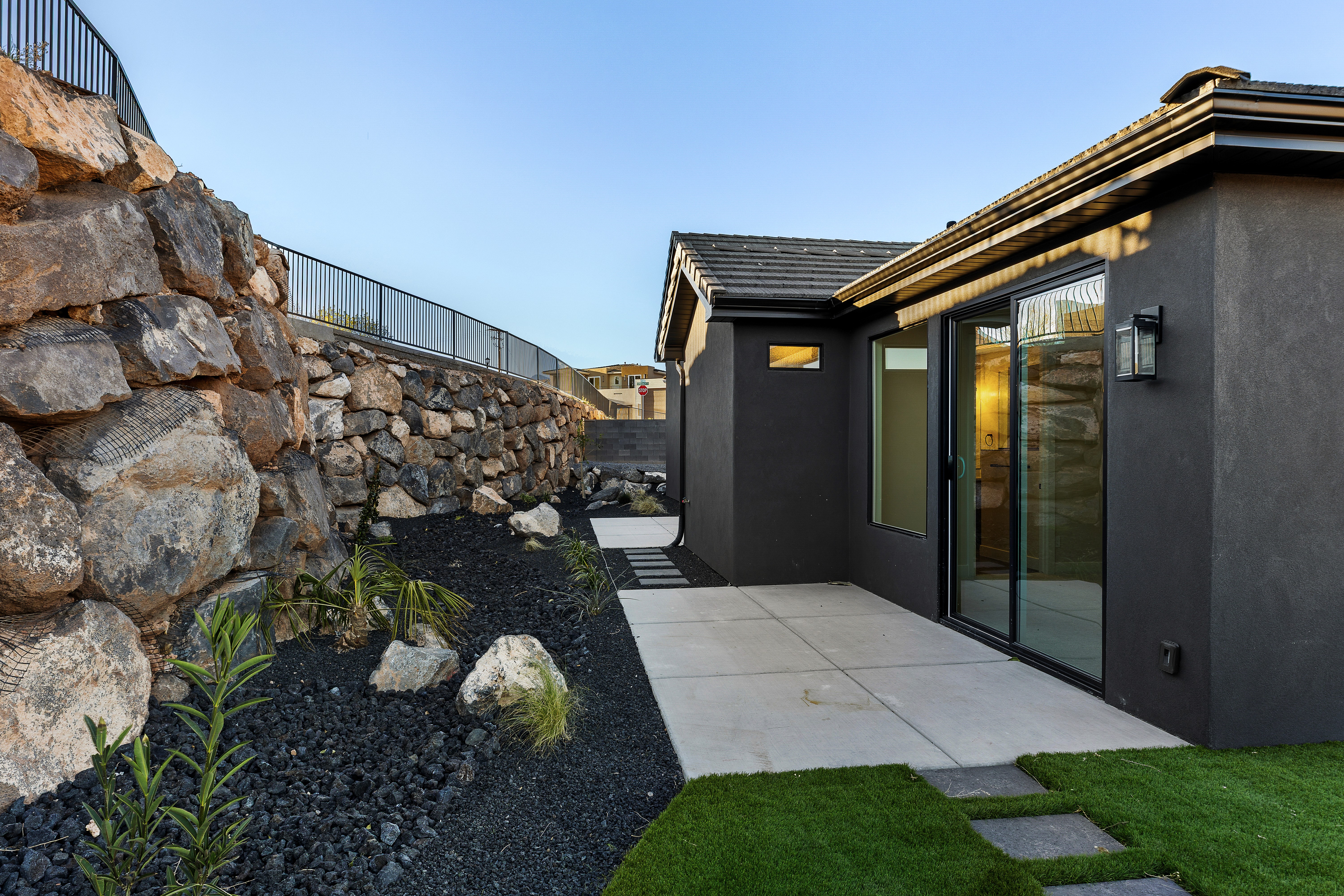 Backyard view of a custom home in Hurricane Utah designed for outdoor living