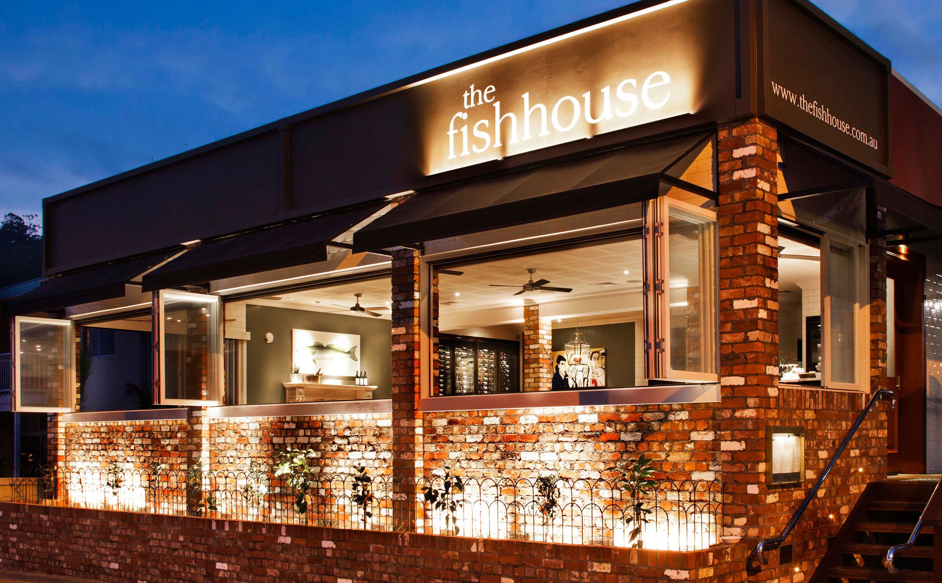 https://img.delicious.com.au/0OFCfTl3/del/2015/10/the-fish-house-18844-2.jpg