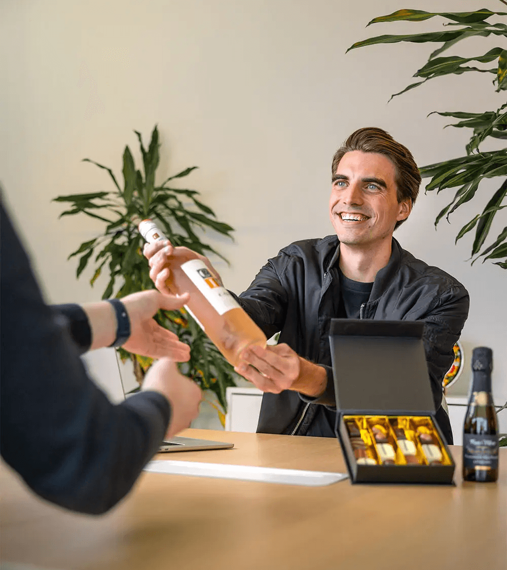 Luxury Retirement Gifts to Honor Years of Dedication