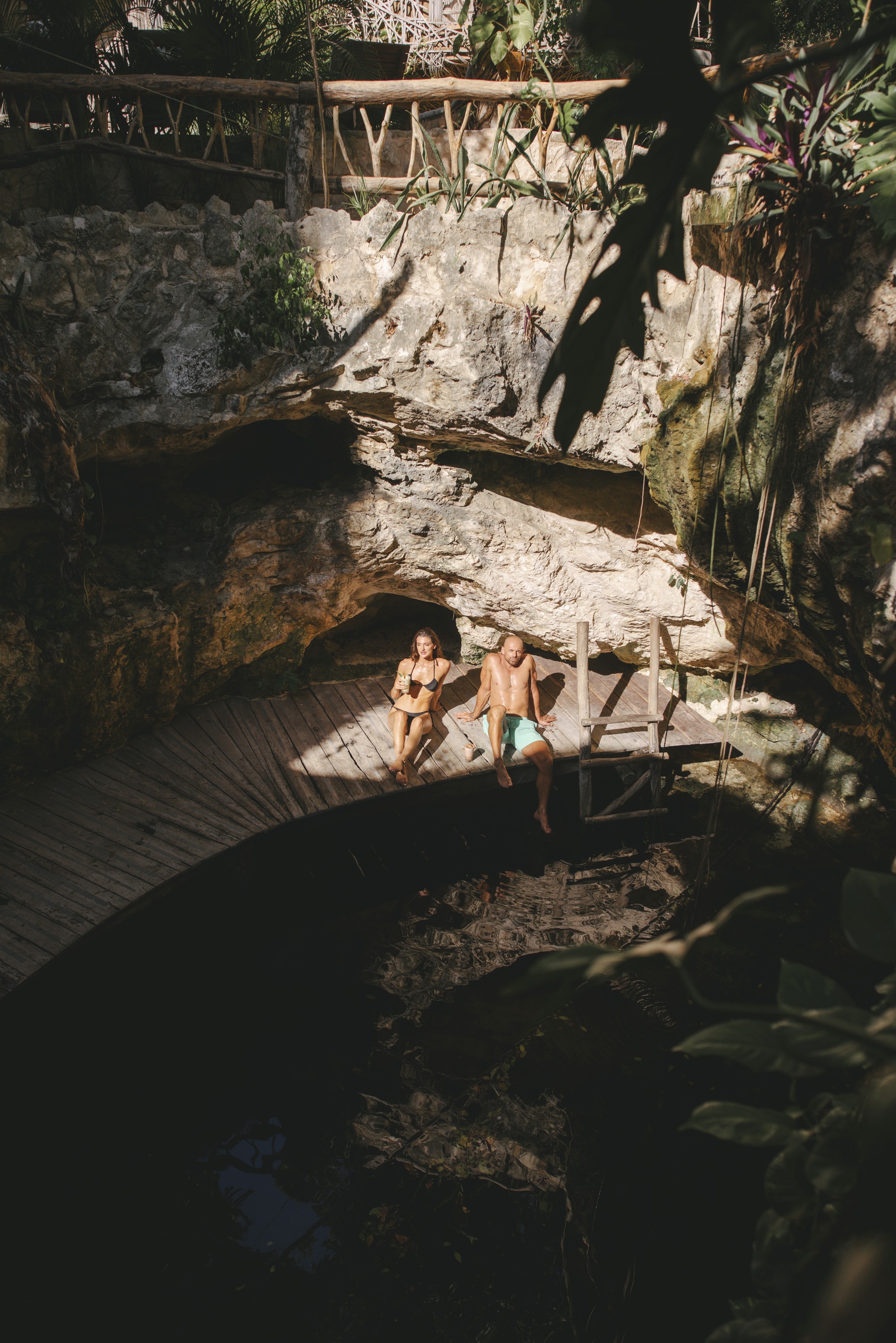Motmot cenote bar
