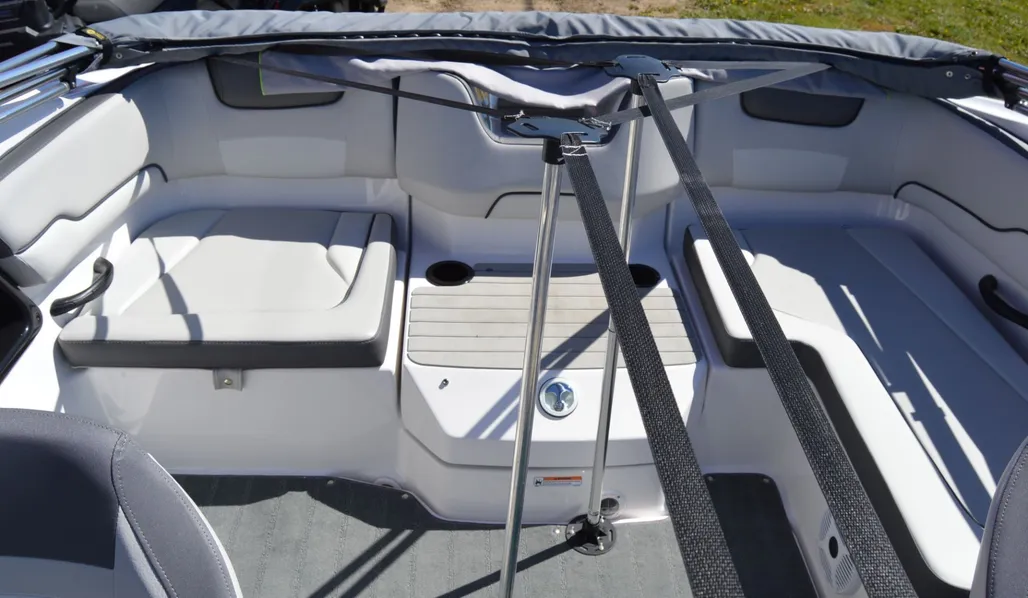 Boat thumbnail 12