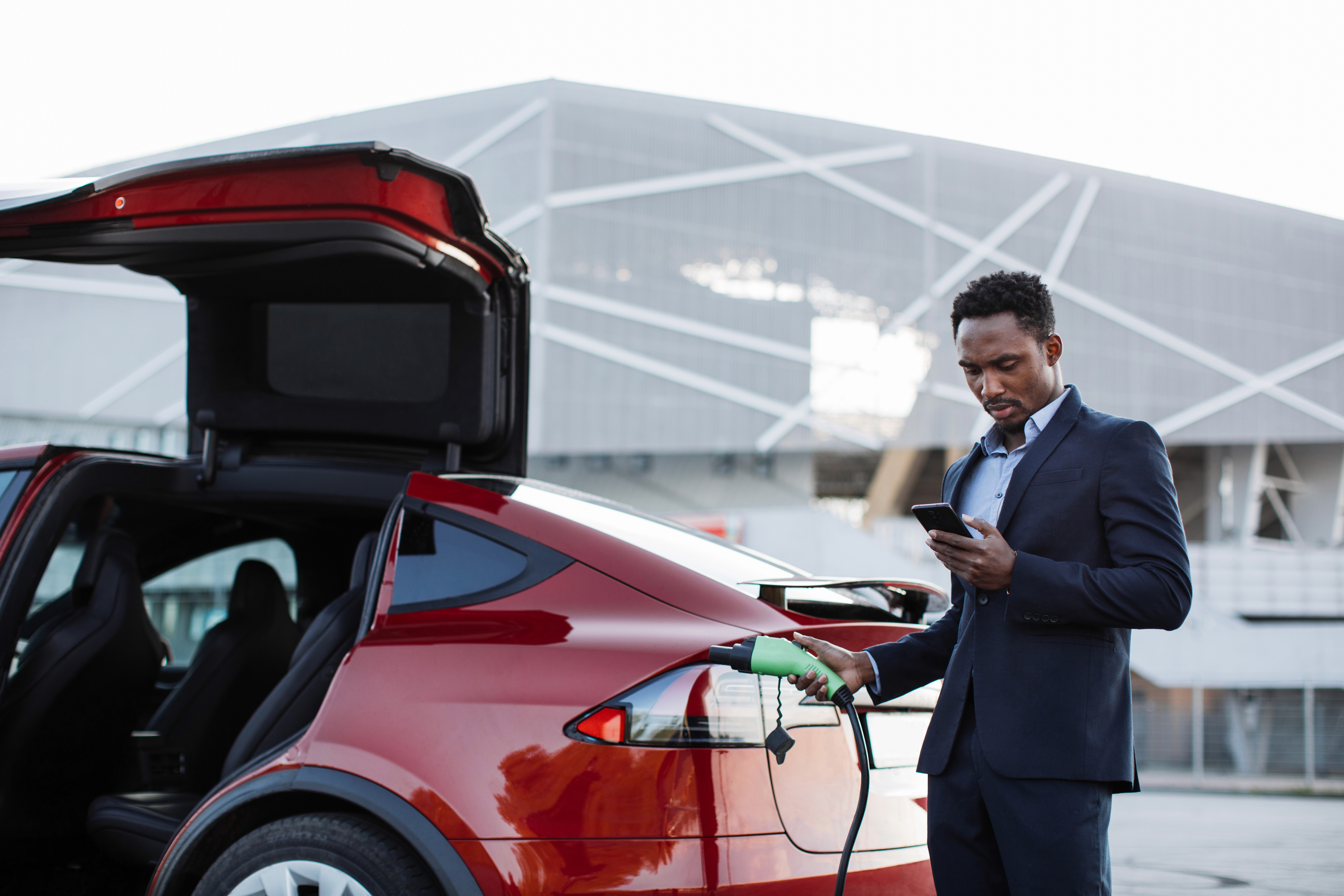 electric-cars-or-hybrid-cars