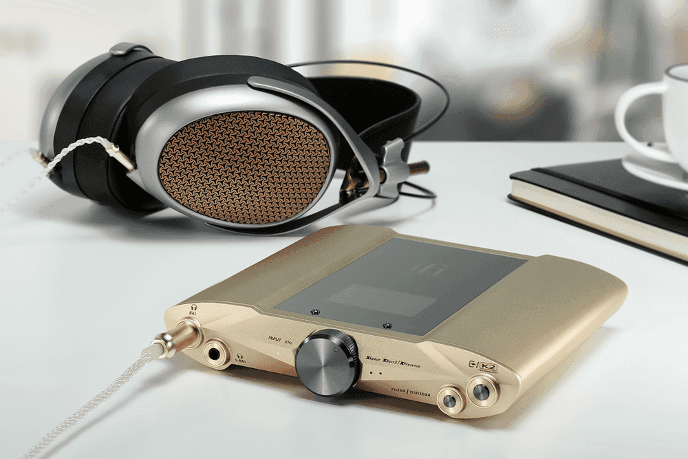 https---hypebeast.com-image-2025-03-31-ifi-launches-idsd-valkyrie-premium-luxury-portable-headphones-dac-amp-01.png