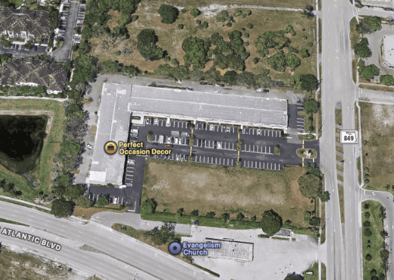 Shopping Center In Pompano Beach