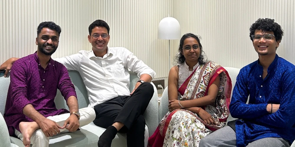 The image is from Instalogic, IT &  Business Intelligence Solutions